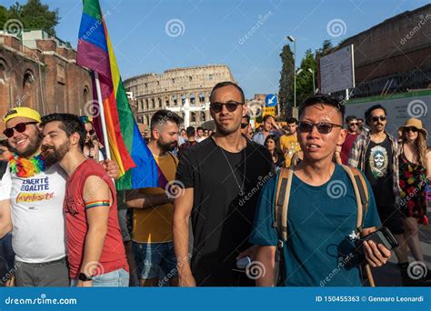 Incontri Gay Roma, annunci di omosessuali nella capitale